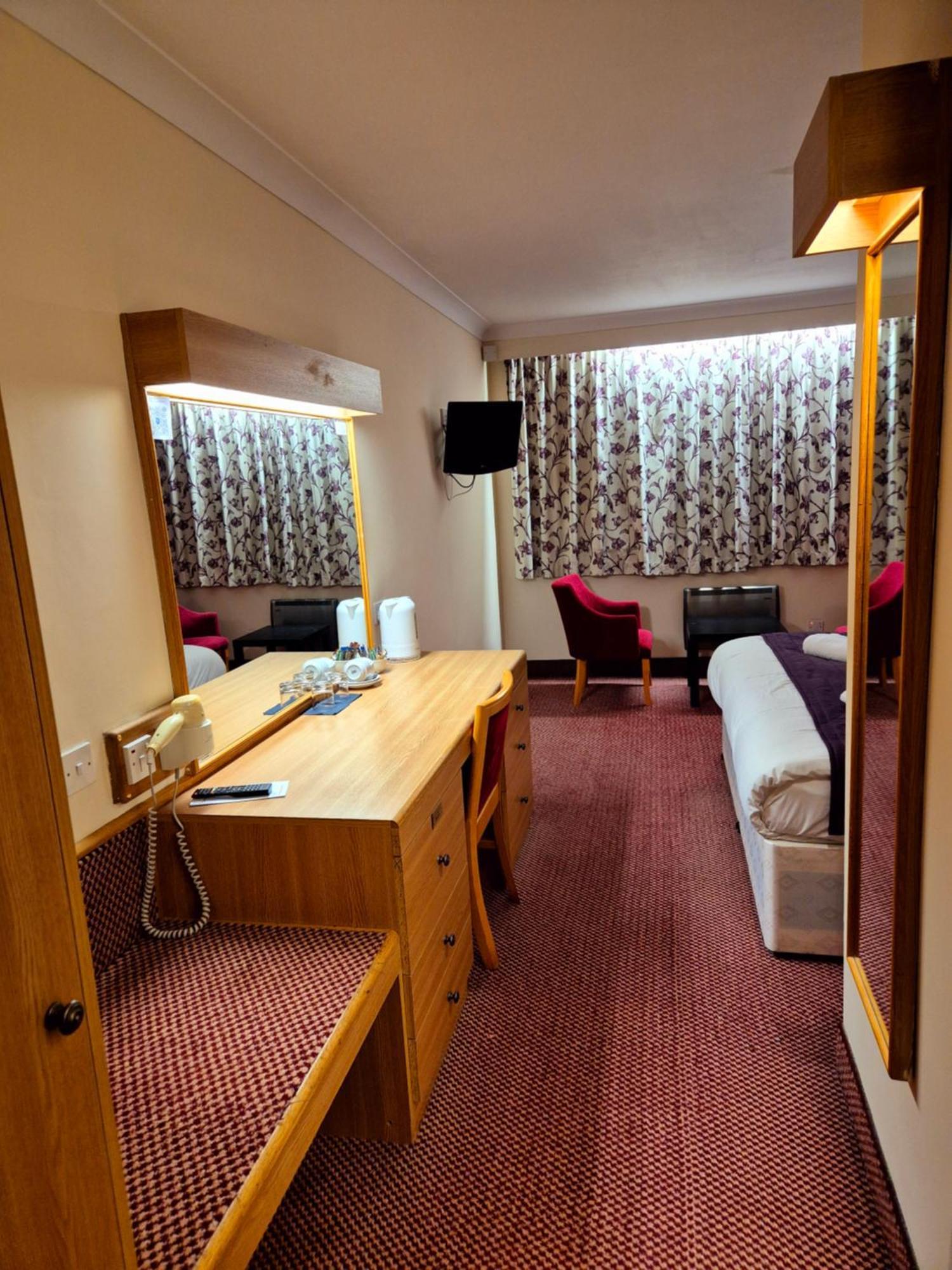 Supreme Inn Boston Swineshead Εξωτερικό φωτογραφία